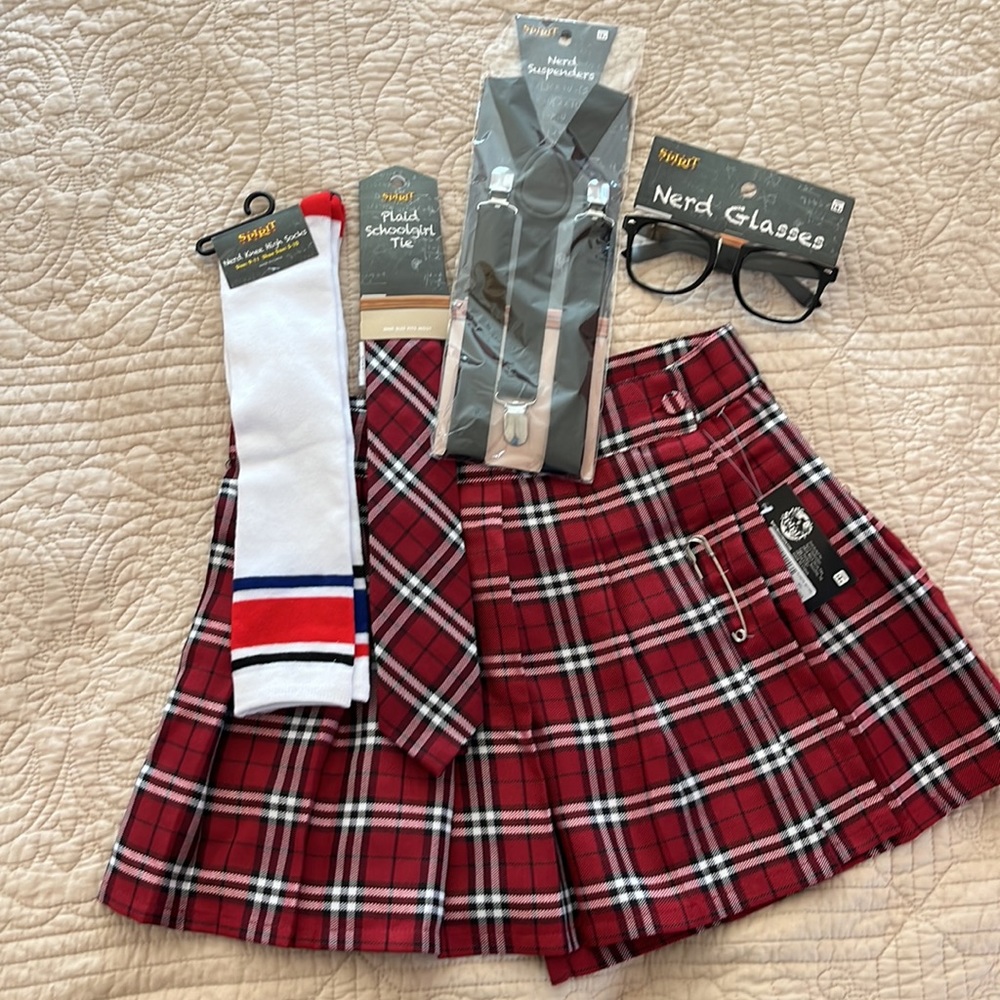 BNWT Halloween costume.,skirt, tie, socks& suspenders